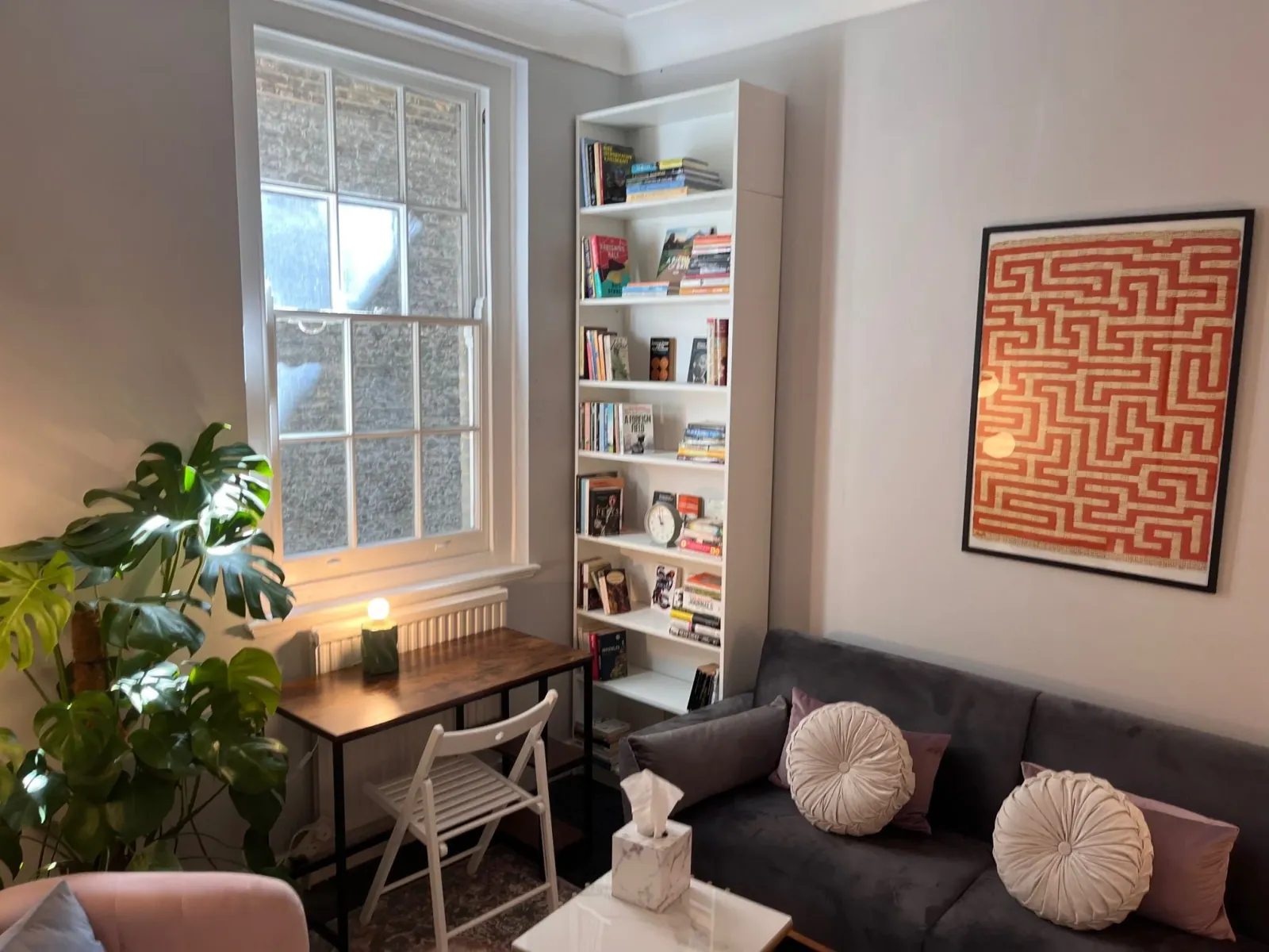 Comfortable therapy room at Queen Anne Street